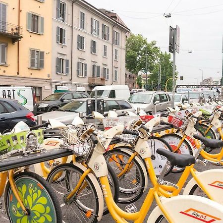 Pit Stop Navigli Milano Exteriör bild