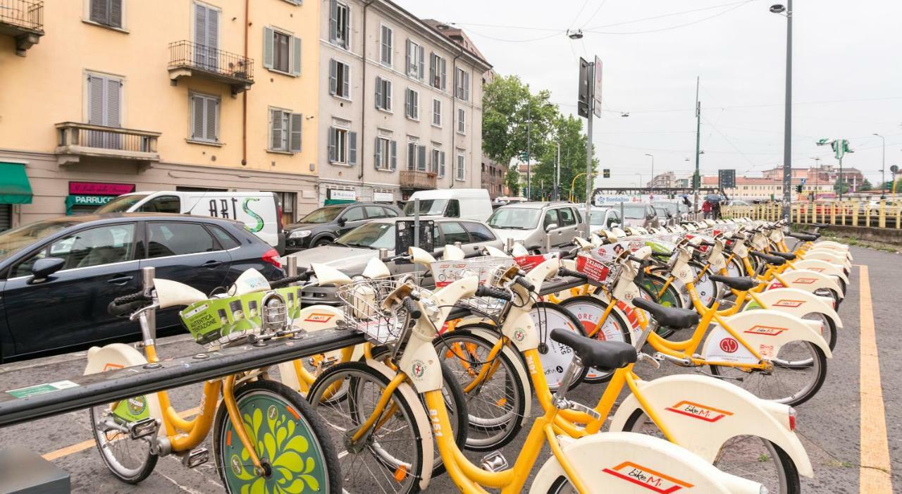 Pit Stop Navigli Milano Exteriör bild